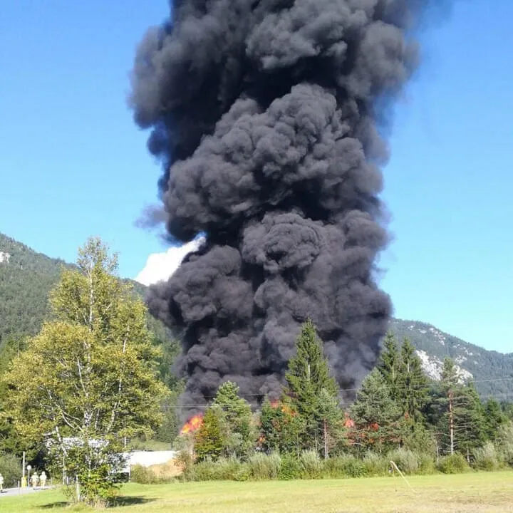 Brand-Hackgutlager-in-St.-Ulrich