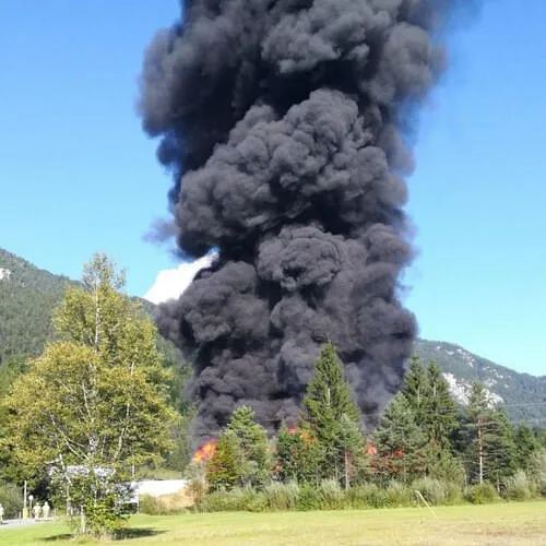Brand-Hackgutlager-in-St.-Ulrich